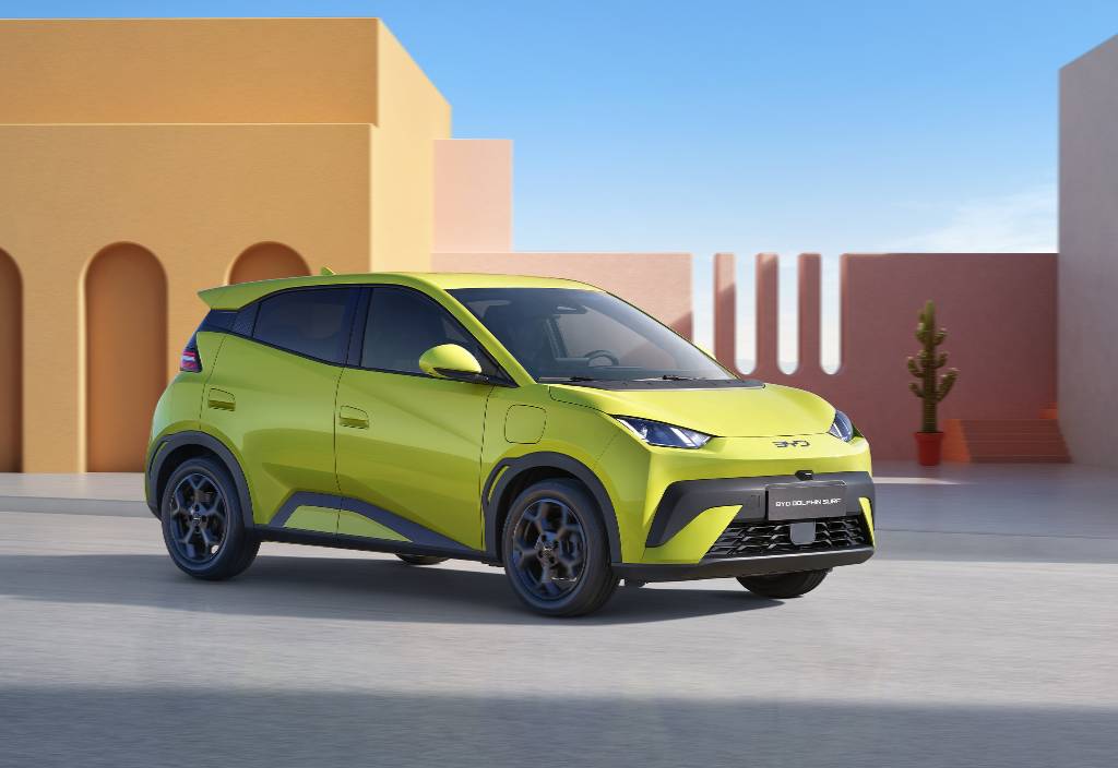 01、DOLPHIN SURF_LHD_dynamics_KV_download_JPG_5000PX_RGB